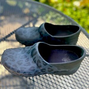 Crocs Neria Pro 2 clogs